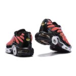 AIR MAX PLUS TN ‘SISTERHOOD’ - Image 2