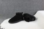 STIVALETTI IN SHEARLING - Image 17
