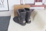 STIVALETTI IN SHEARLING - Image 31