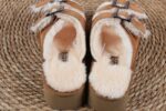 STIVALETTI IN SHEARLING - Image 22
