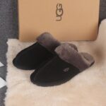 STIVALETTI IN SHEARLING - Image 18