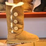 STIVALETTI IN SHEARLING