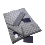 LV – SCARF AND HAT