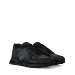 Lv run away