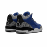 VARSITY ROYAL - Image 4