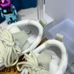 skate - Image 7
