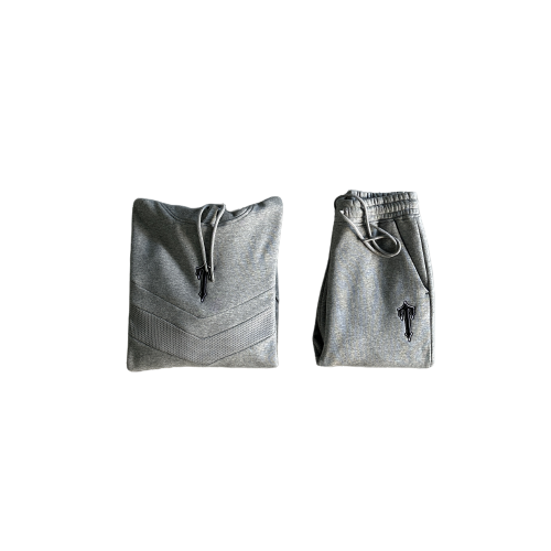 dc973565-removebg-preview TRPSTR – TRACKSUIT - Image 1