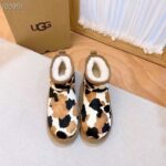 STIVALETTI IN SHEARLING - Image 60