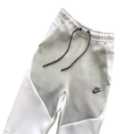 TECH FLEECE – lITTLE GREY/WHITE (completa) - Image 6
