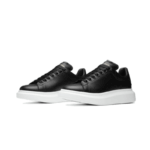 Oversized Black - Image 2