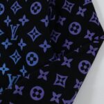 LV Hoodie Monogram Gradient - Image 8