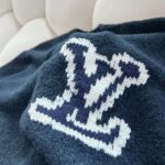 LV Sweatshirt - Image 4