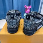 LV TRAINER - Image 5