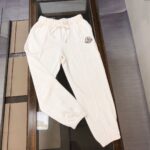 Mon pants