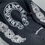 HOODIE BLACK & ARMS LOGO - Image 6