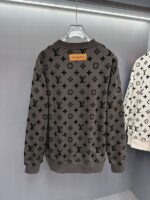 LV sweatshirt - Image 2