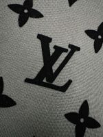 LV sweatshirt - Image 5