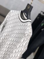 DR sweatshirt - Image 2