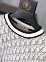 DR sweatshirt - Image 4