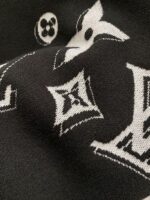 LV sweatshirt - Image 3