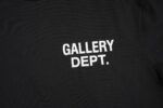 Gallery T-shirt - Image 24