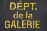 Gallery T-shirt - Image 4