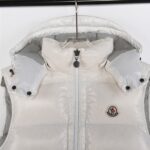 Moncler Gilet - Image 7