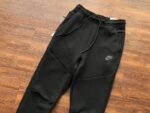 Tech Fleece Tracksuit - Image 7