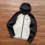 Tech Fleece Tracksuit - Image 17