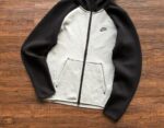 Tech Fleece Tracksuit - Image 3