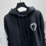 HOODIE BLACK & ARMS LOGO - Image 5