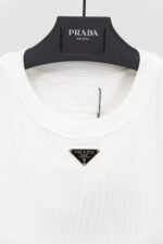 T-shirt - Image 14