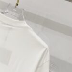 T-shirt - Image 17
