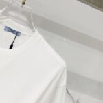 T-shirt - Image 16