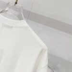 T-shirt - Image 16