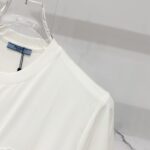 T-shirt - Image 18