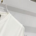 SAINT LRNT T-SHIRT - Image 17
