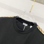 BRBRY T-shirt - Image 22