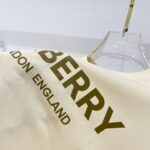 BRBRY T-shirt - Image 25