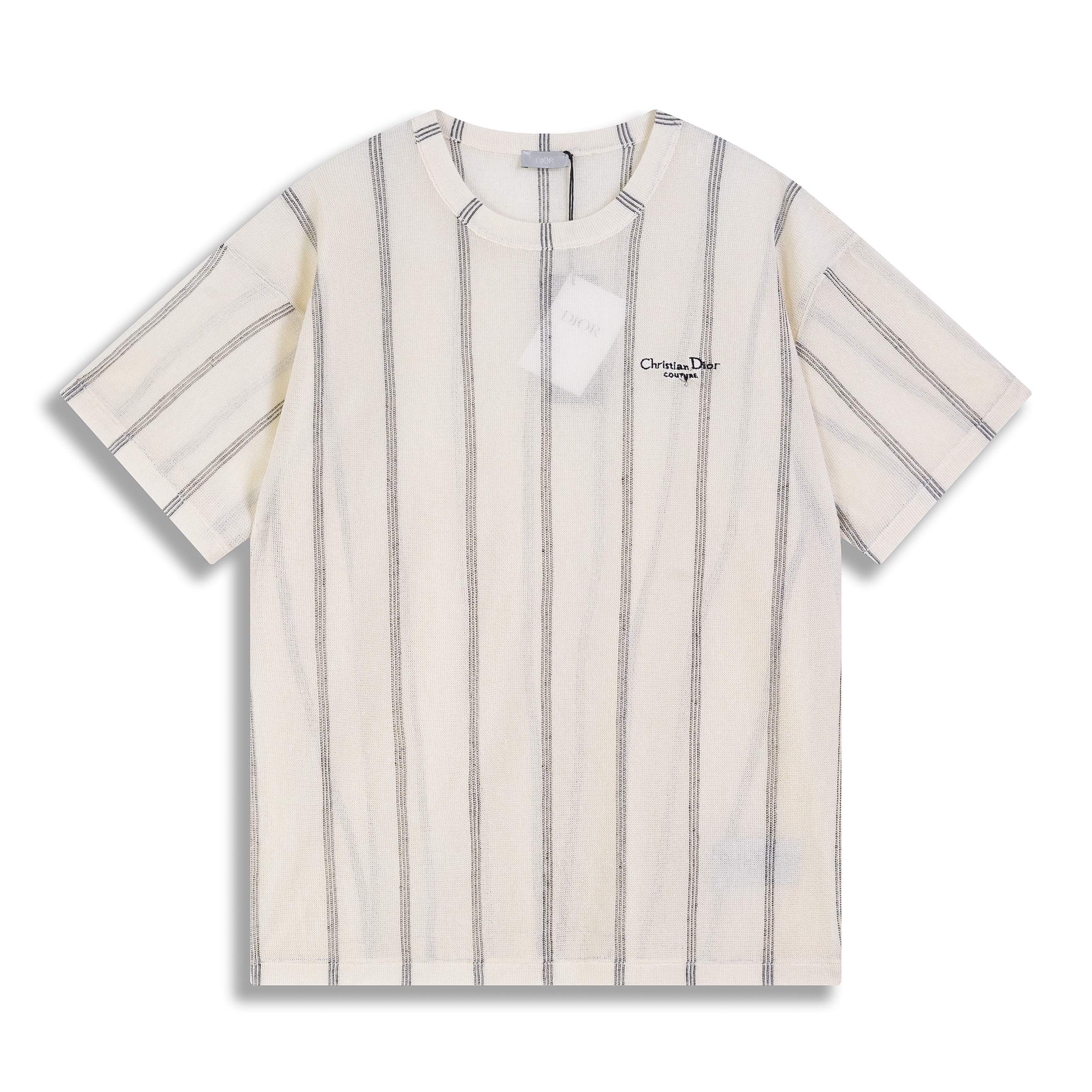 3237d1f0 DR T-shirt - Image 1