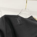 BRBRY T-shirt - Image 24