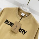 BRBRY T-shirt - Image 32