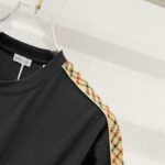 BRBRY T-shirt - Image 25