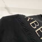 BRBRY T-shirt - Image 24