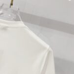 BRBRY T-shirt - Image 17