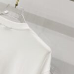 BRBRY T-shirt - Image 18
