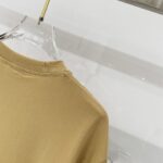 BRBRY T-shirt - Image 8
