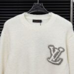 LV sweatshirt - Image 4