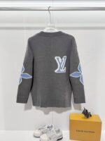 LV sweatshirt - Image 2