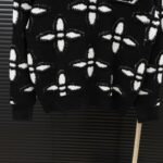 LV sweatshirt - Image 4